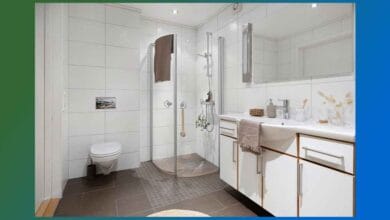 Едни от основните функции на мебели за баня включват съхранение, стил и удобство. Всяка от тези характеристики допринася